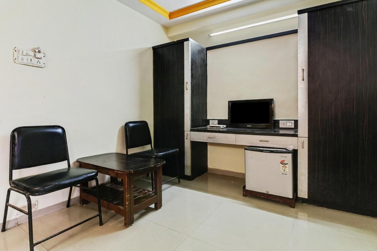OYO 48418 Sai Pritam Hotel Nashik Bagian luar foto