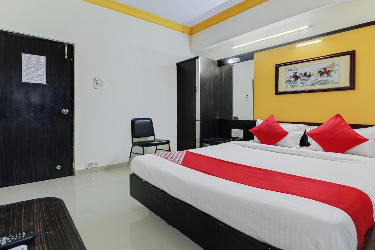 OYO 48418 Sai Pritam Hotel Nashik Bagian luar foto